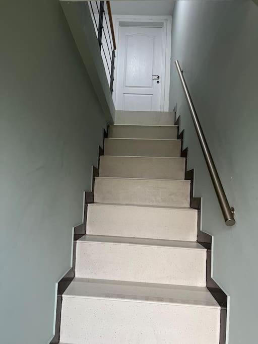 Peaceful Home Close To Airport With Parking Steenokkerzeel Extérieur photo
